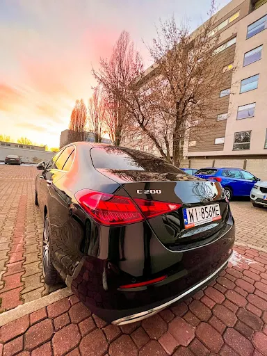 Comfortcar wypożyczalnia samochodów Wrocław bez kaucji.